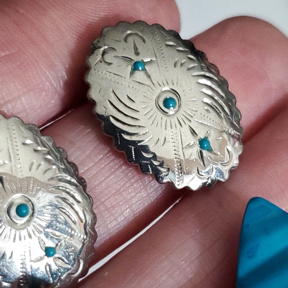 Vintage earrings set 2 native American style Concho turquoise 80's wavy pierced - Picture 4 of 9